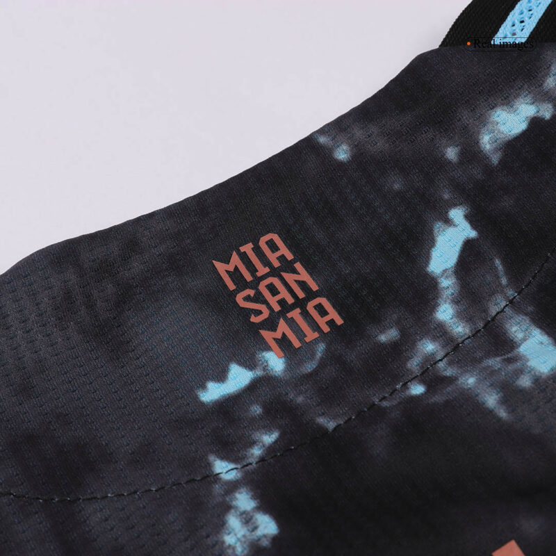 488957_16 バイエルンミュンヘン アウェイ ユニフォーム オーセンティック 2024/25