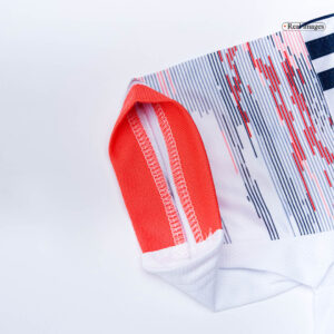 590477_12 バイエルンミュンヘン アウェイ サッカーユニフォーム キット 2025/26 キッズ 上下セット