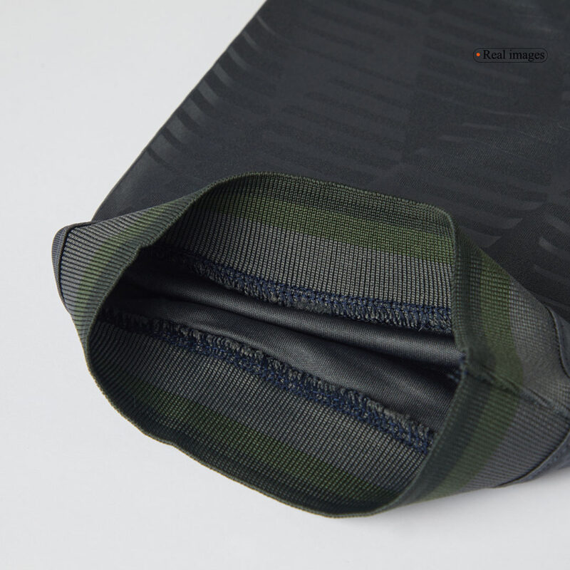 バイエルンミュンヘン  Oktoberfest サッカーユニフォーム 2024/25