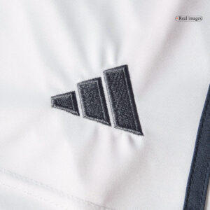 588598_7 バイエルンミュンヘン アウェイ サッカーショーツ 2025/26