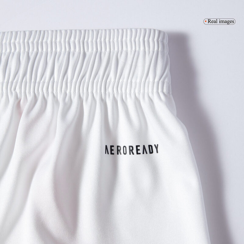 588598_9 バイエルンミュンヘン アウェイ サッカーショーツ 2025/26