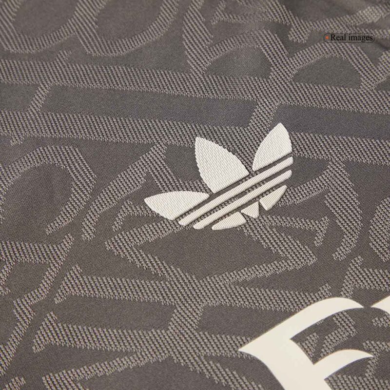 601127_4 レアルマドリード ARDA GÜLER #15 サード アウェイ サッカーユニフォーム オーセンティック 2024/25