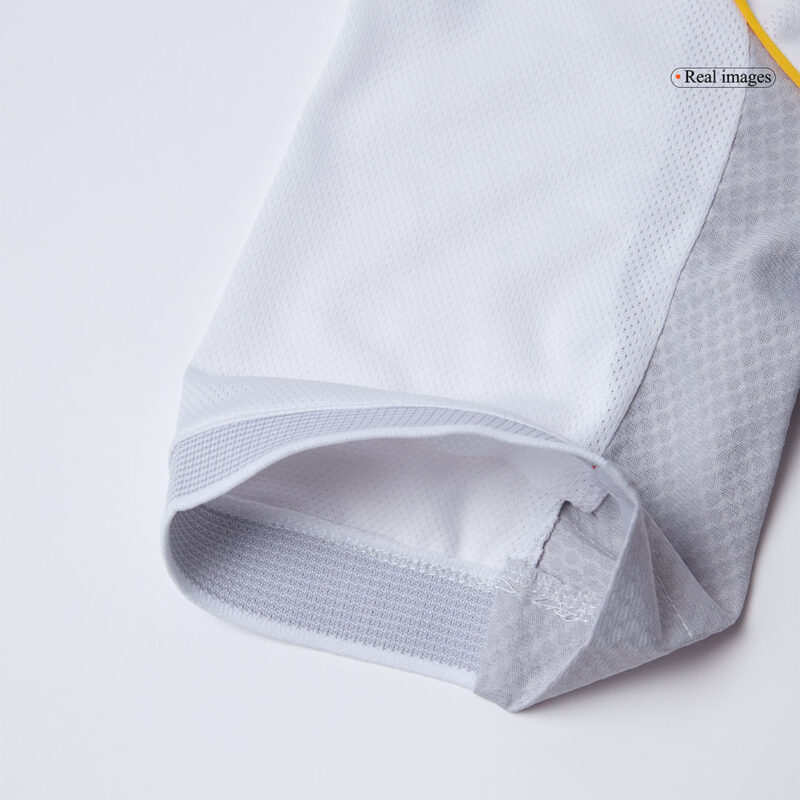 レアルマドリード MODRIĆ Special #10 ホーム サッカーユニフォーム オーセンティック 2025/26 - Special