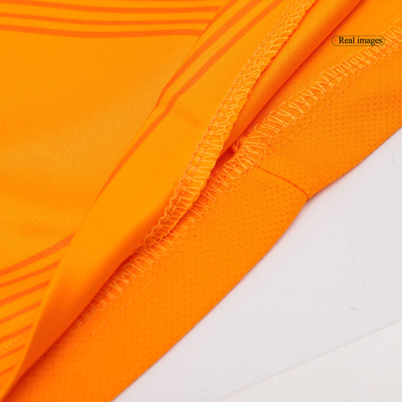 レアルマドリード VINI JR. #7 アウェイ ユニフォーム オーセンティック 2024/25 - Bear Champ Font