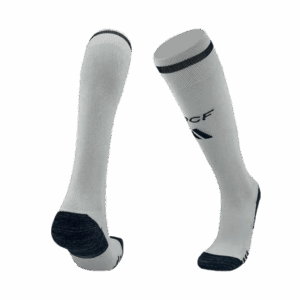 レアルマドリード ホーム サッカーユニフォーム キット オーセンティック 2024/25 (ユニフォーム+Shorts+Socks)