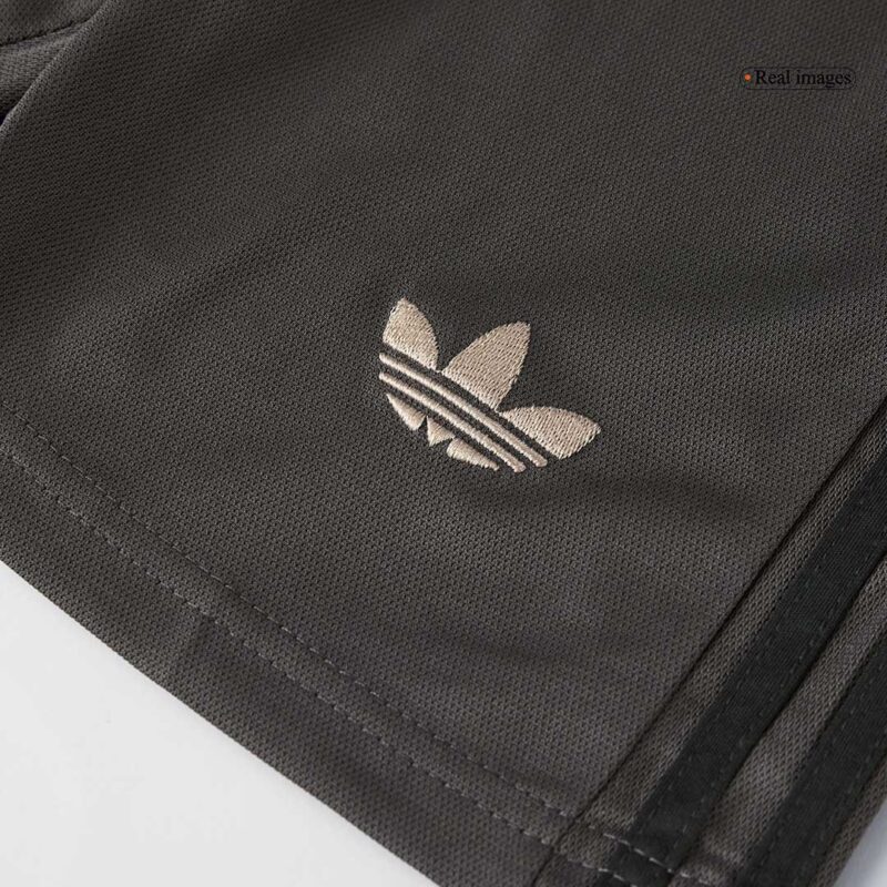 レアルマドリード サード  アウェイ サッカーユニフォーム キット 2024/25 キッズ 上下セット