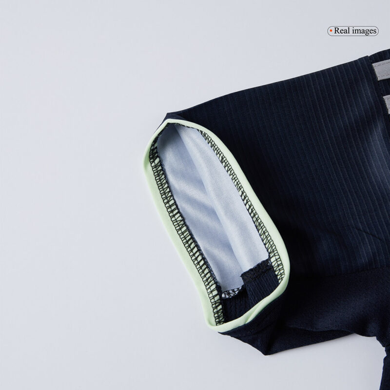 591349_12 レアルマドリード アウェイ サッカーユニフォーム キット 2025/26 キッズ 上下セット