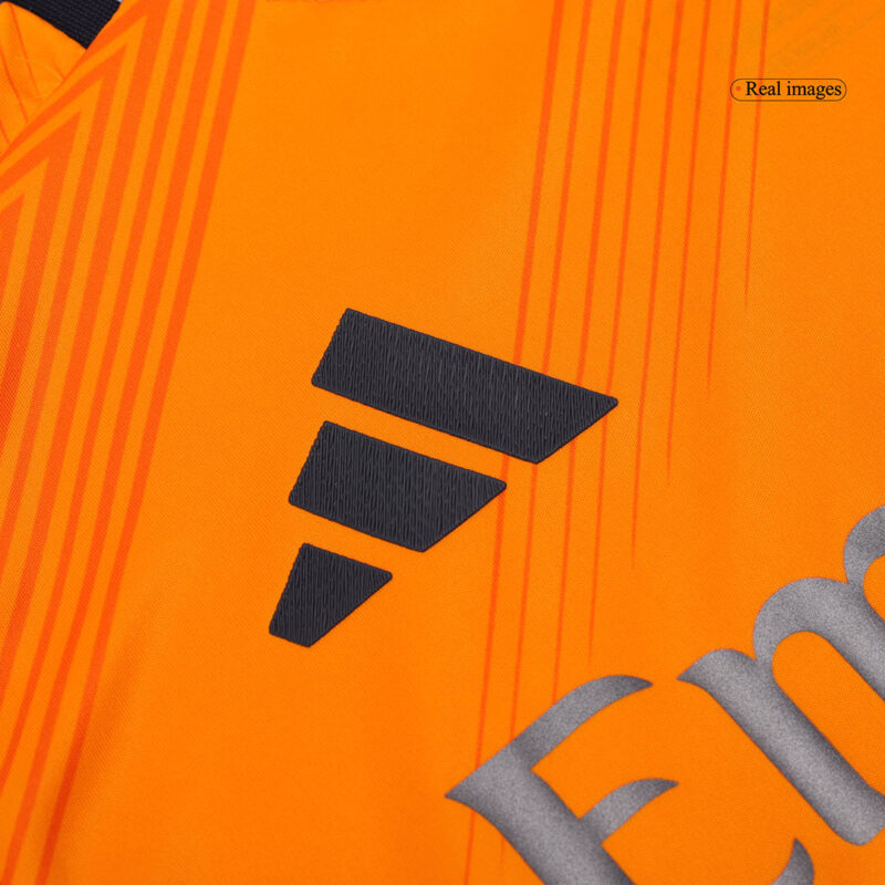 レアルマドリード アウェイ サッカーユニフォーム キット オーセンティック 2024/25 上下セット