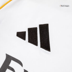 589727_7 レアルマドリード ホーム サッカーユニフォーム キット 2025/26 上下セット