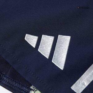 レアルマドリード アウェイ サッカーユニフォーム キット オーセンティック 2025/26 上下セット