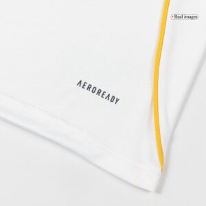 589706_9 レアルマドリード TRENT #12 ホーム サッカーユニフォーム 2025/26