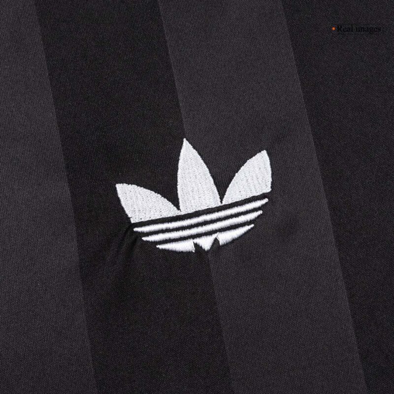 604566_7 レアルマドリード Goalkeeper サッカーユニフォーム 25/26 Black