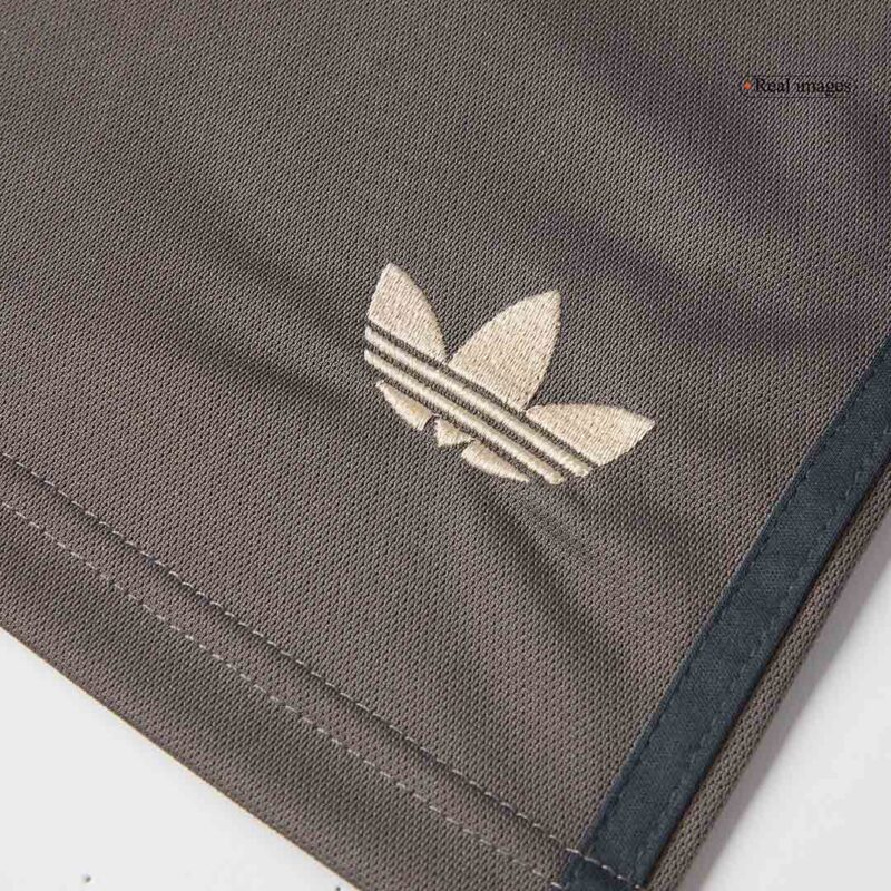 493716_8 レアルマドリード サード アウェイ サッカーショーツ 2024/25