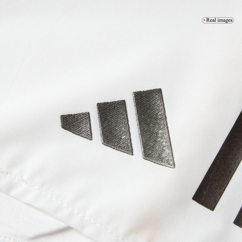 590700_6 レアルマドリード ホーム サッカーショーツ オーセンティック 2025/26