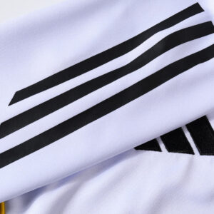 レアルマドリード スウェットシャツキット 2025/26 - White 上下セット