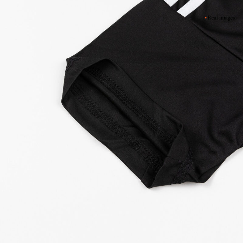 606440_9 リバプール Goalkeeper サッカーユニフォーム 25/26 Black