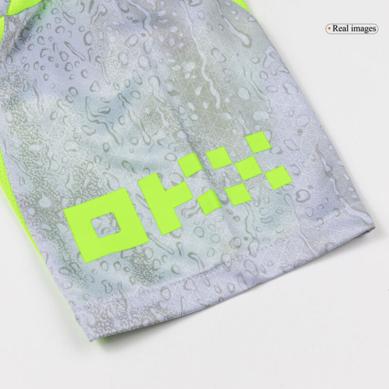 オーセンティック マンチェスターシティ サード  アウェイ サッカーユニフォーム 25/26 Gray