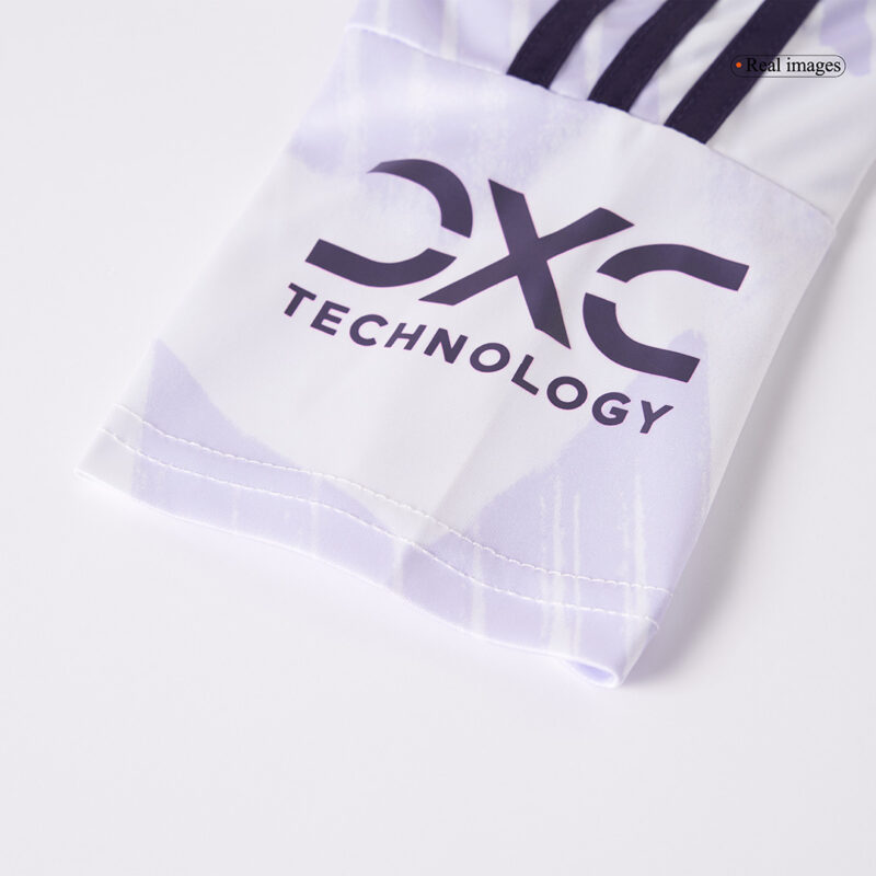 キッズ  マンチェスターユナイテッド アウェイ サッカーユニフォーム キット 2025/26 White