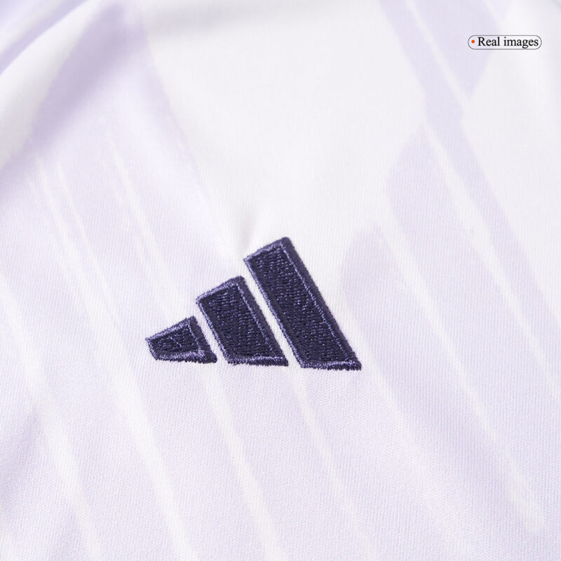 キッズ  マンチェスターユナイテッド アウェイ サッカーユニフォーム キット 2025/26 White