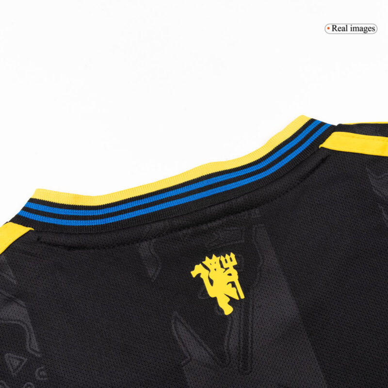 キッズ  マンチェスターユナイテッド サード  アウェイ サッカーユニフォーム キット 25/26 Black