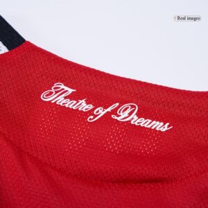 602281_13 ŠEŠKO #30 オーセンティック マンチェスターユナイテッド ホーム サッカーユニフォーム 2025/26 Red