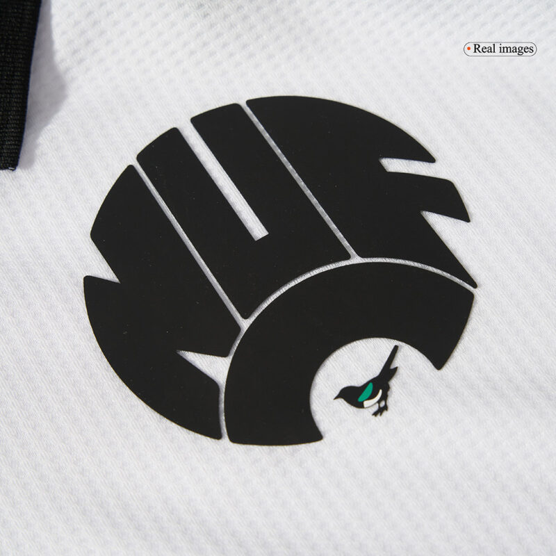 Newcastle United サード  アウェイ サッカーユニフォーム 2024/25