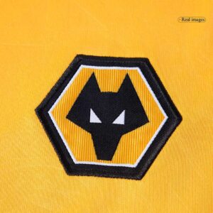 593602_8 Wolverhampton Wanderers ホーム サッカーユニフォーム 2025/26