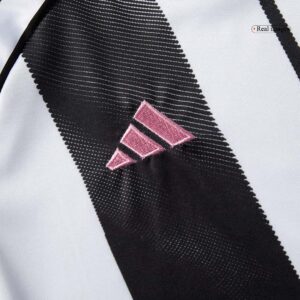 589891_10 ユベントス ホーム サッカーユニフォーム キット 2025/26 キッズ 上下セット