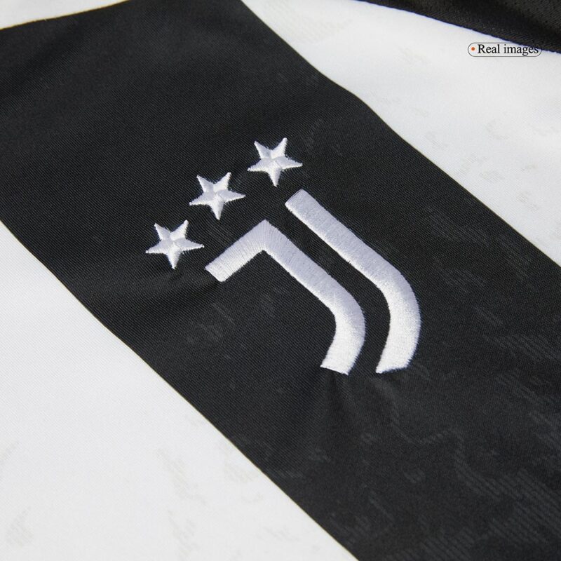 501648_3 ユベントス VLAHOVIĆ #9 ホーム サッカーユニフォーム 2024/25 - Save The Children Sponsor