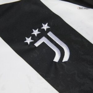 501649_3 ユベントス YILDIZ #10 ホーム サッカーユニフォーム 2024/25 - Save The Children Sponsor