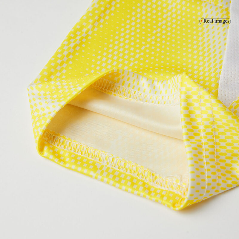 ユベントス アウェイ サッカーユニフォーム 2024/25