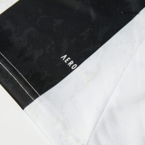 495773_12 ユベントス ホーム サッカーユニフォーム 2024/25- Save The Children Sponsor