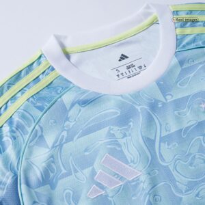 ユベントス アウェイ サッカーユニフォーム 2025/26